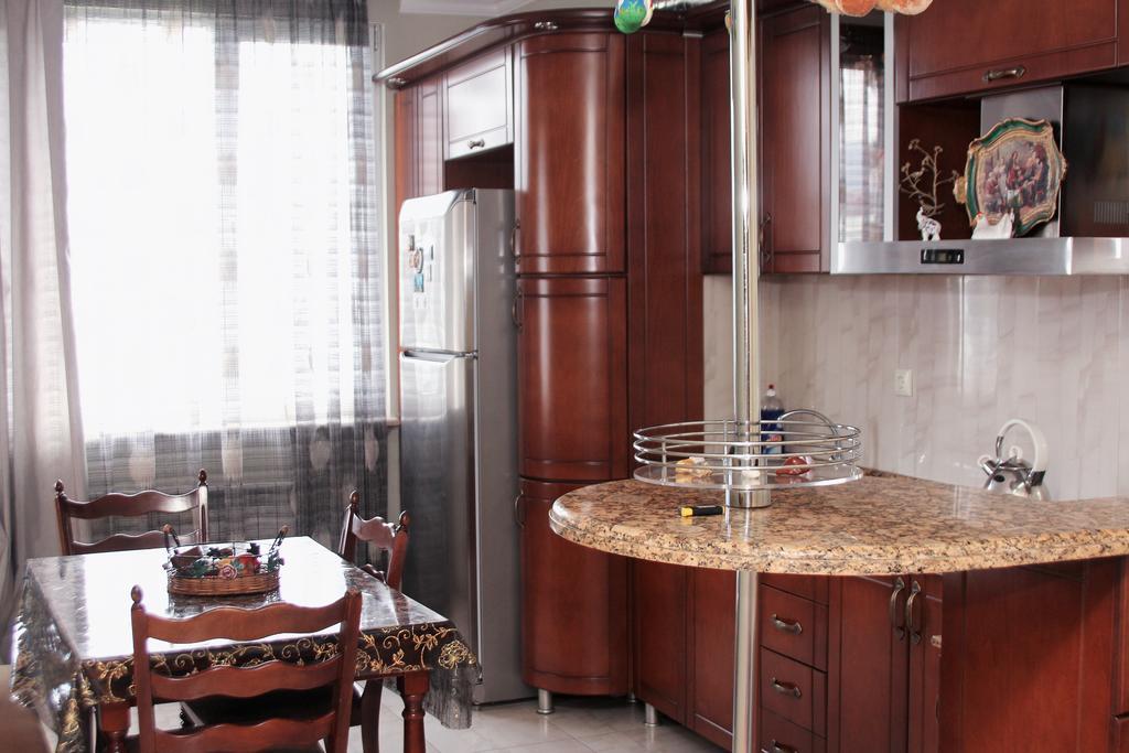 Apartment Rustaveli 57 Батумі Екстер'єр фото